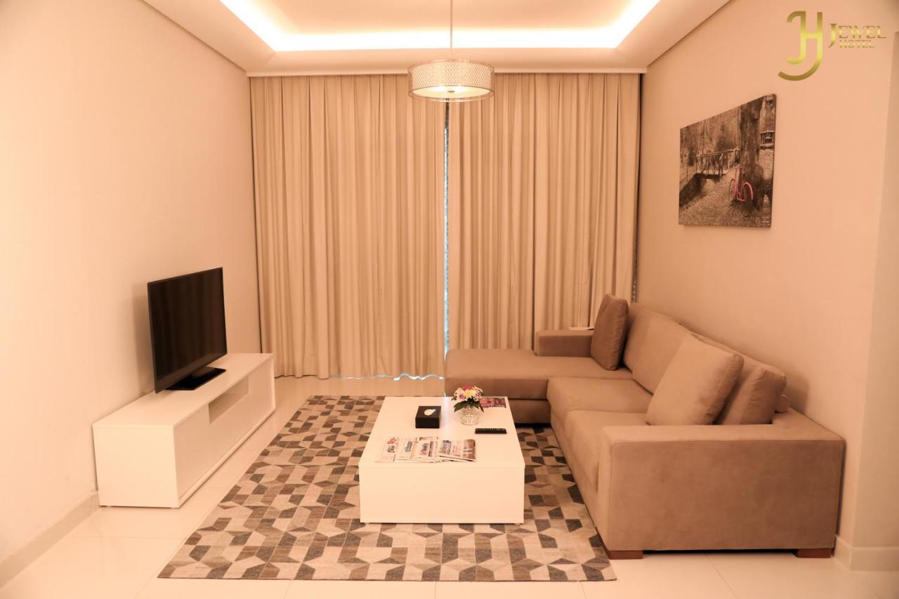 Sunday Luxury Downtown Adliya Formerly Jewel Hotel Manama Exterior foto