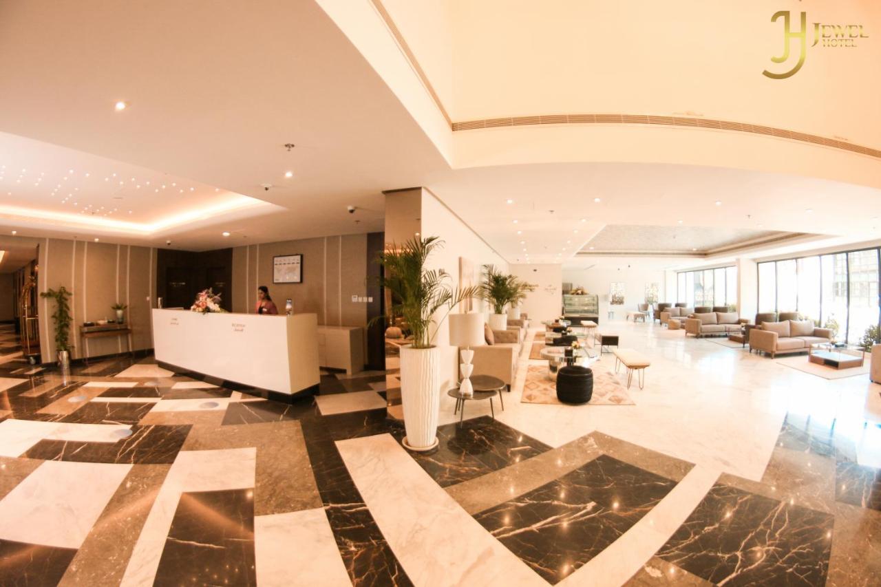 Sunday Luxury Downtown Adliya Formerly Jewel Hotel Manama Exterior foto