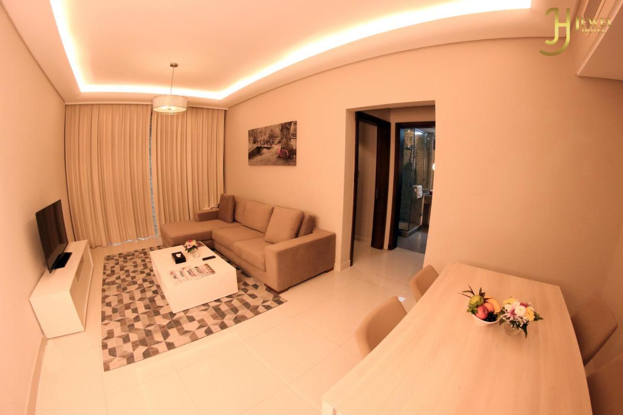 Sunday Luxury Downtown Adliya Formerly Jewel Hotel Manama Exterior foto