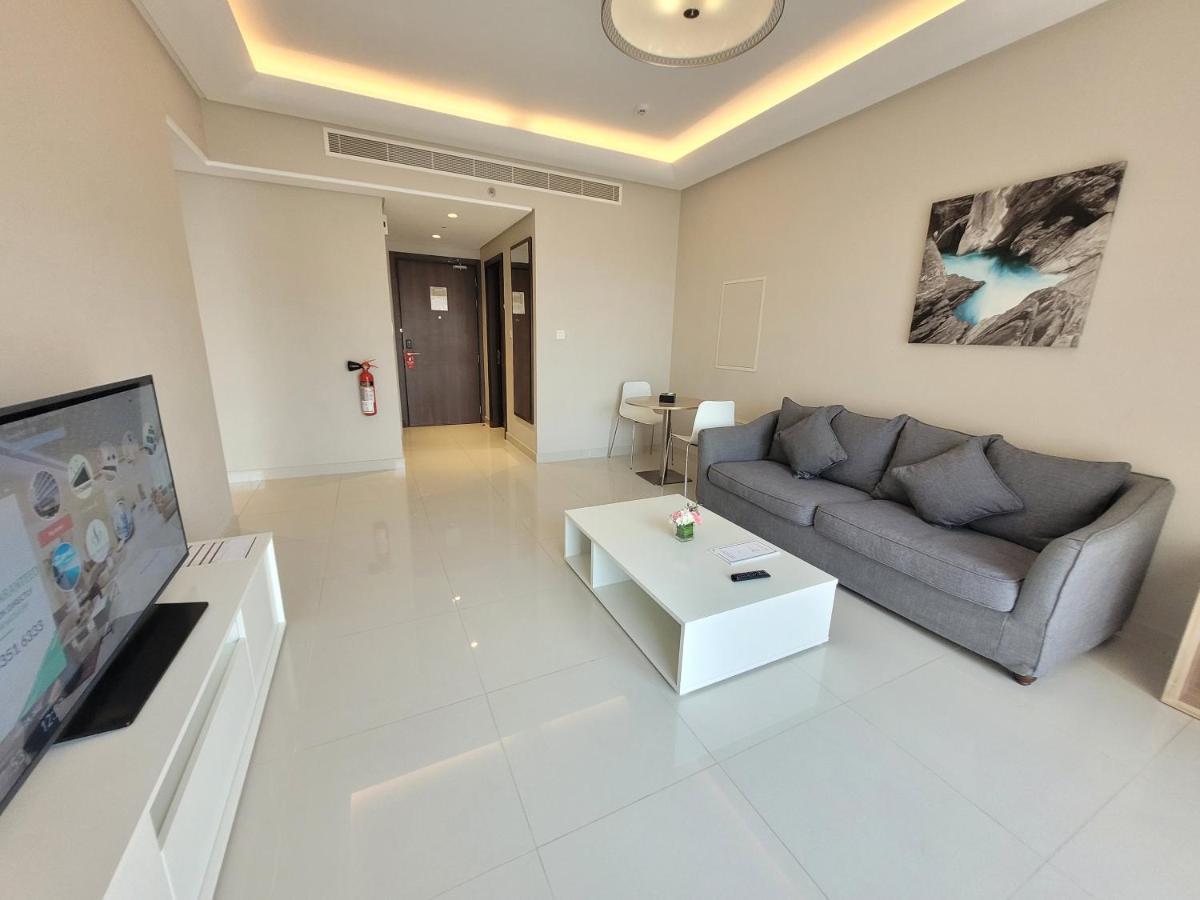 Sunday Luxury Downtown Adliya Formerly Jewel Hotel Manama Exterior foto