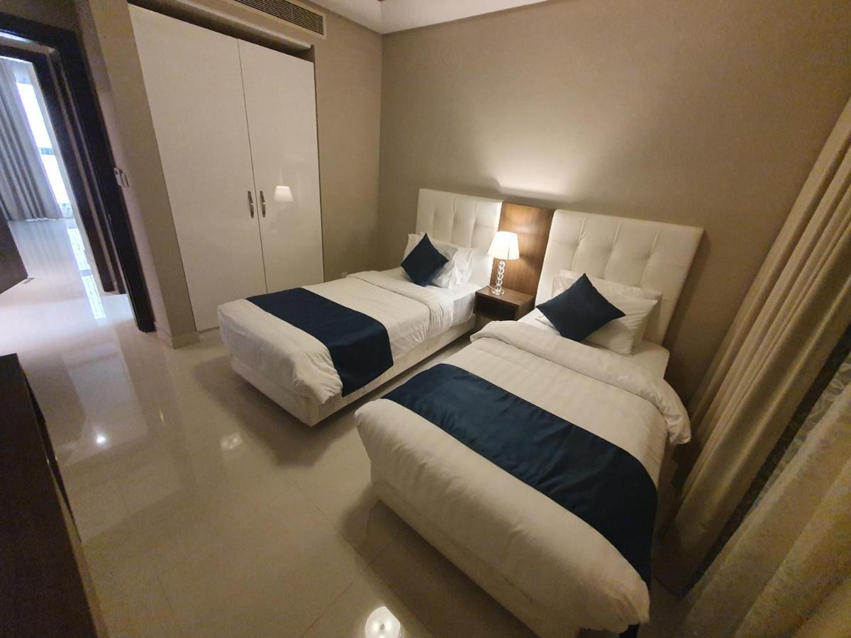 Sunday Luxury Downtown Adliya Formerly Jewel Hotel Manama Exterior foto