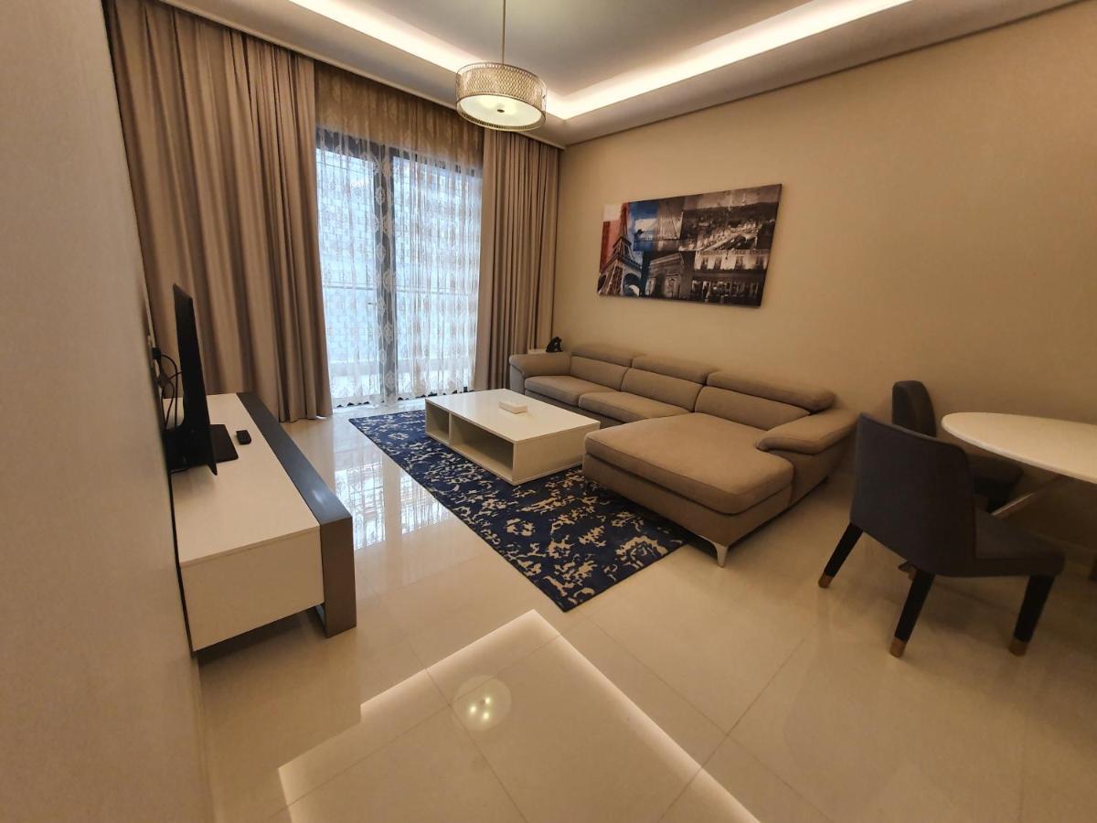 Sunday Luxury Downtown Adliya Formerly Jewel Hotel Manama Exterior foto